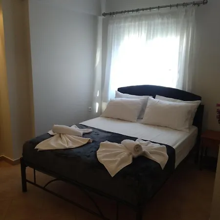 Athanasia Inn Nea Vrasna Exterior photo