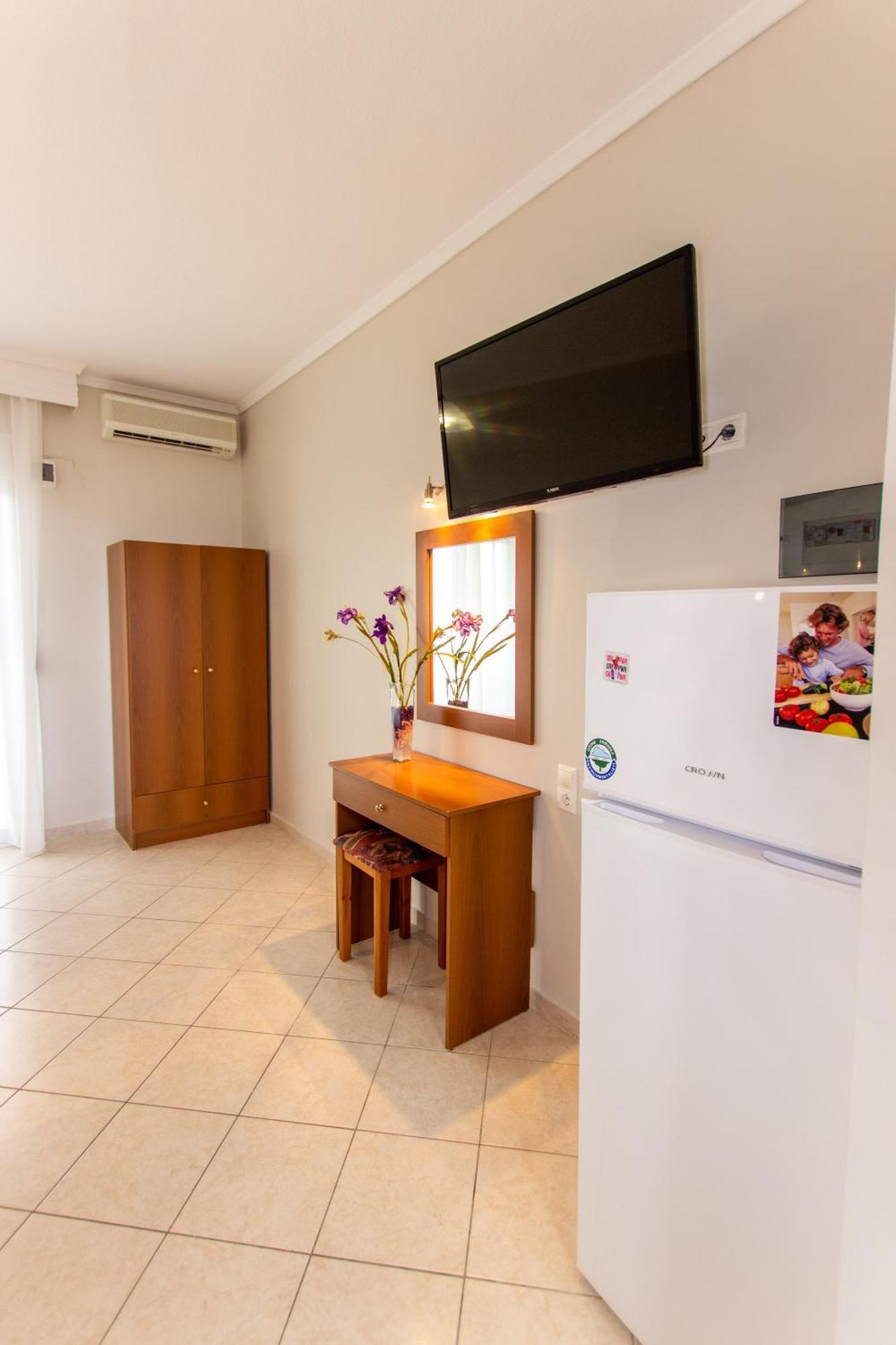 Athanasia Apartment Nea Vrasna