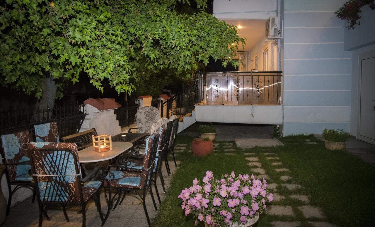 Athanasia Apartment *